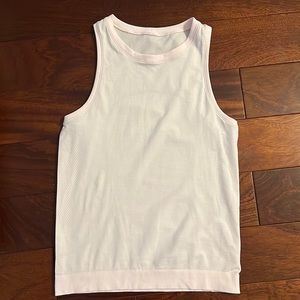 Lululemon swiftly muscle tank light pink, size 6